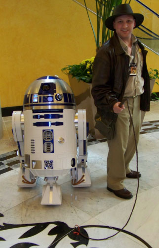 R2-D2 ConnectiCon