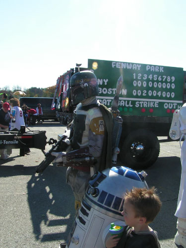 R2-D2 Woburn Halloween Parade